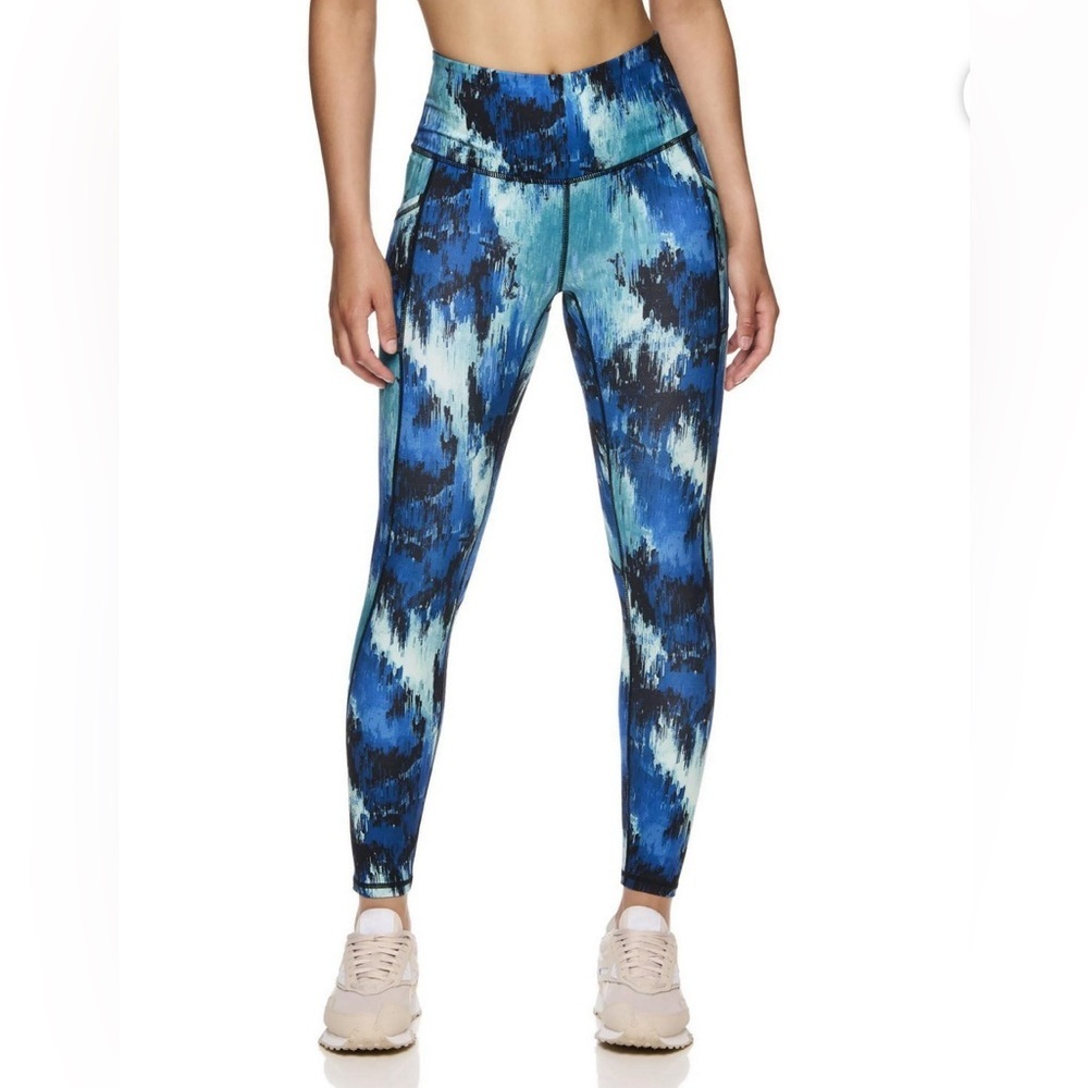 🆕 NWT Reebok Stylish Blue Patterned Women's 7/8 highrise Leggings
